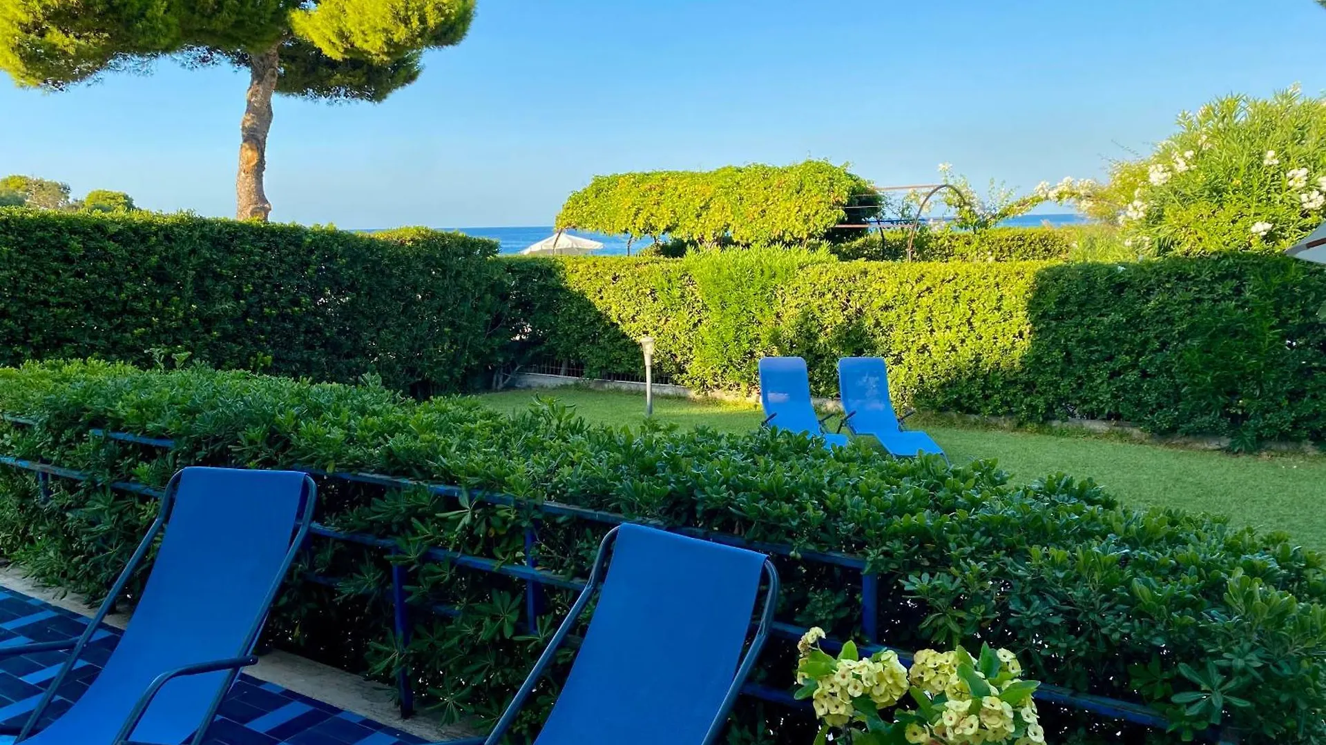 Luxury Villa Just 50 Mt From The Beach Carini