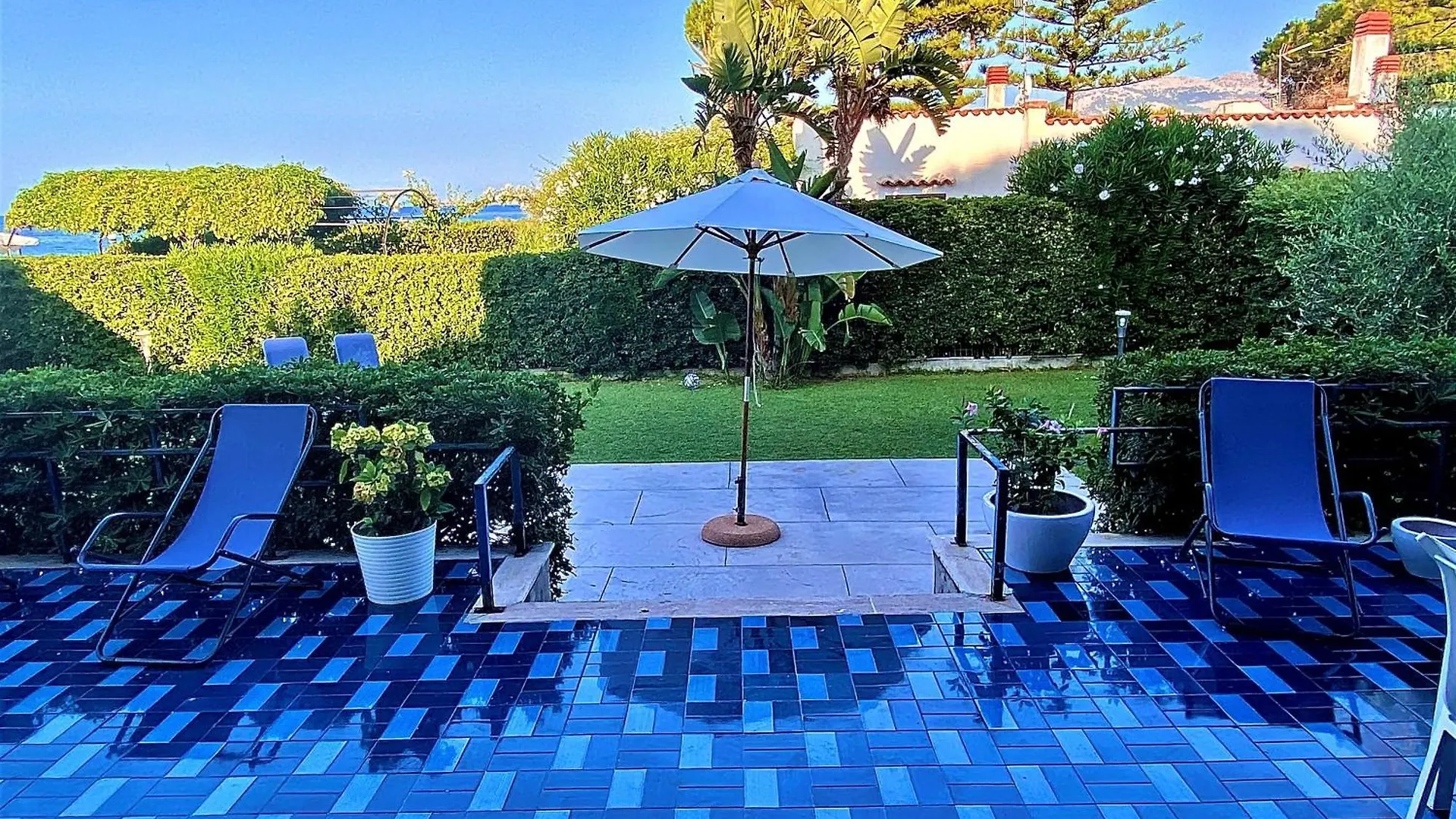 Luxury Villa Just 50 Mt From The Beach Carini